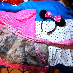 Women's skirt and top.4 pieces